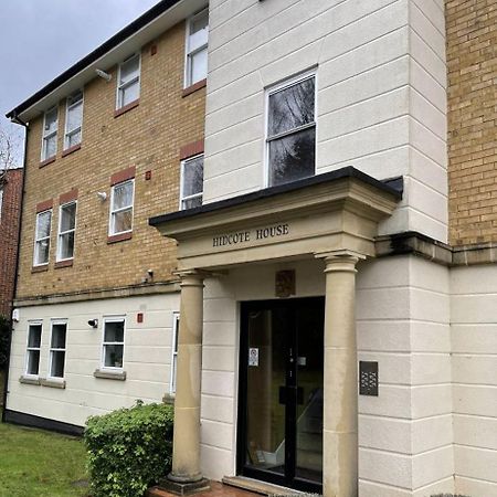 Stunning Studio Flat - Free Parking - 3 Min From Sutton Station Apartment Luaran gambar